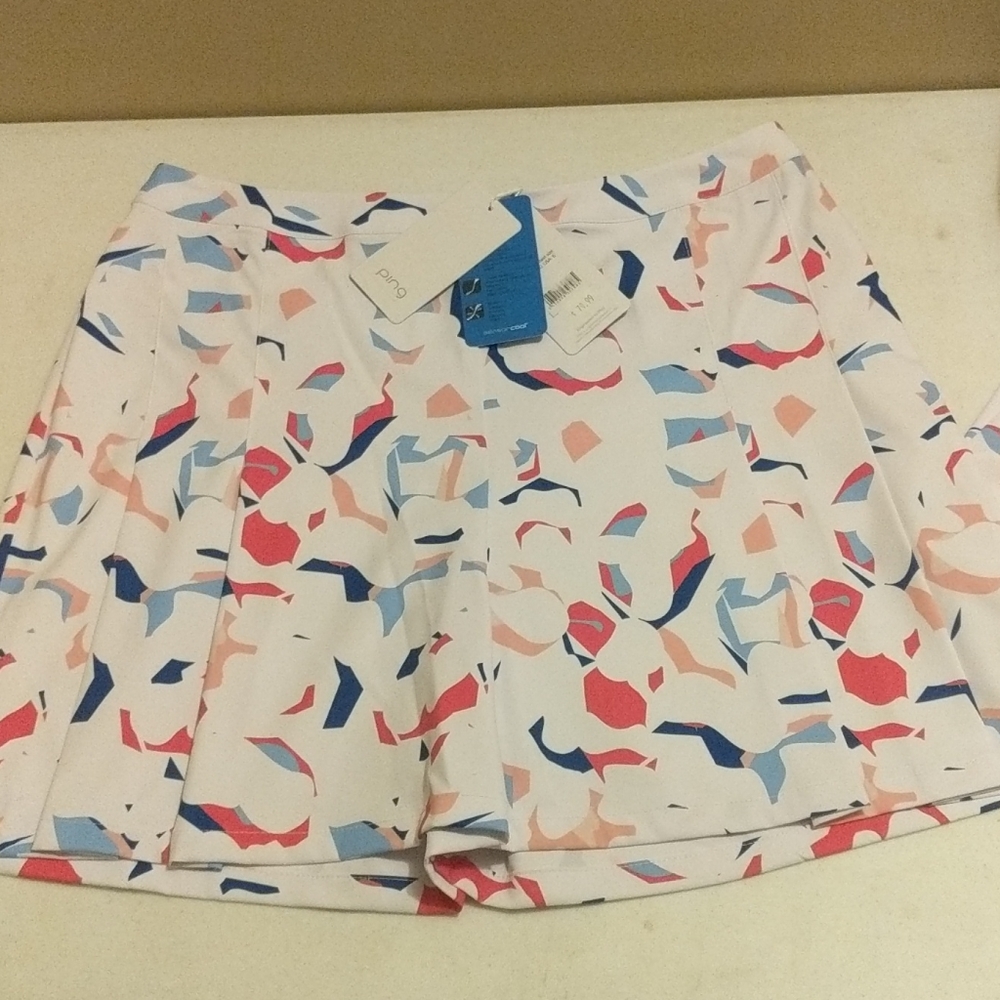 Ladies Skorts